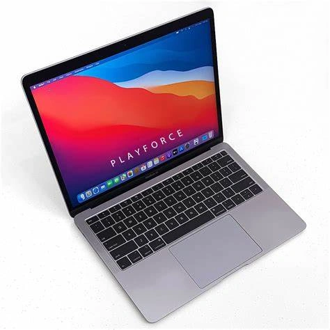 MacBook Air MGN63RU/A